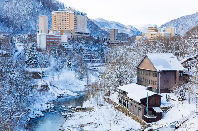 冬季去日本北海道,一定不要错过札幌市的这个温泉小镇